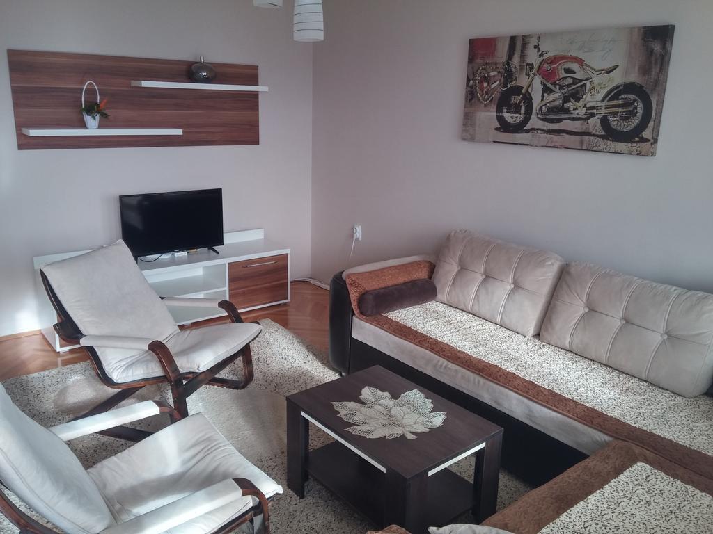 Apartman Sweet Dreams 1 Nis Luaran gambar